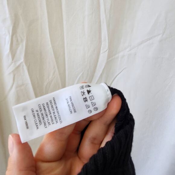 Sincerely Jules ribbed Midi Skirt in Black
slit knit stretchy boho M new Y2K - Picture 5 of 9